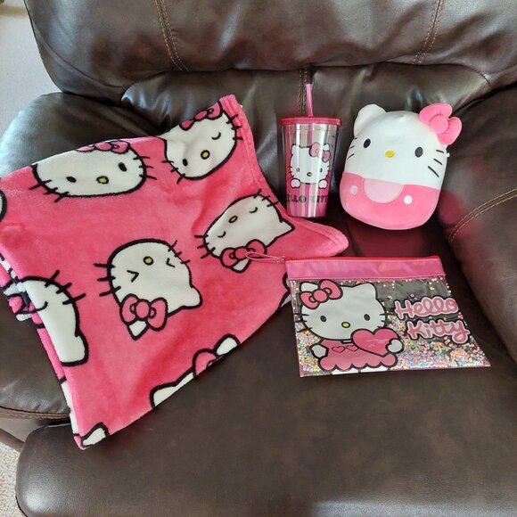 Sanrio Hello Kitty Squishmallow Plush, Cup, Zippered Bag, & Blanket Bundle EUC - Picture 1 of 7